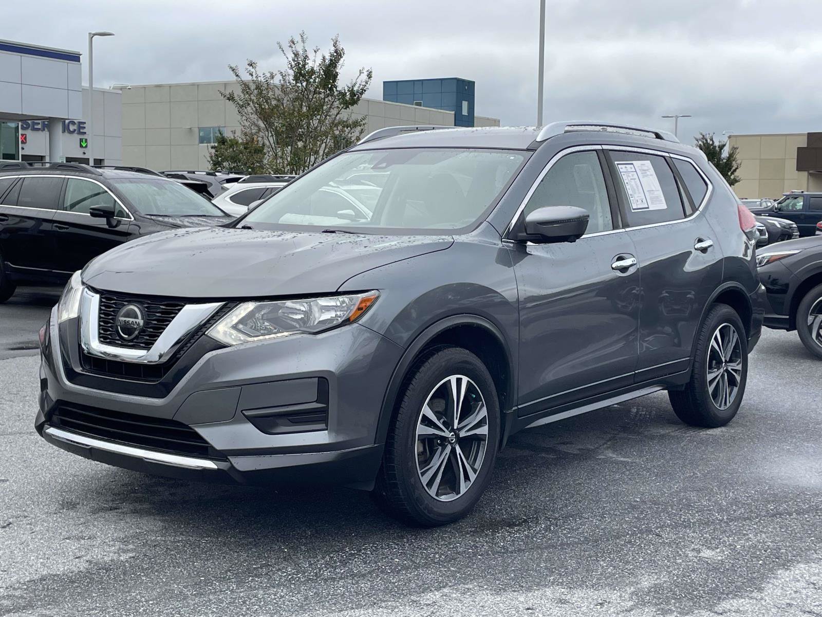 Used 2019 Nissan Rogue SV w/ Premium Package AWD/4WD image 25