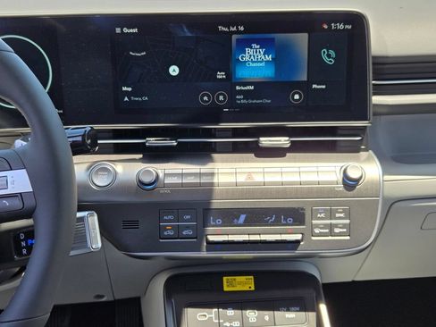 New 2026 Hyundai Kona Limited FWD image 12