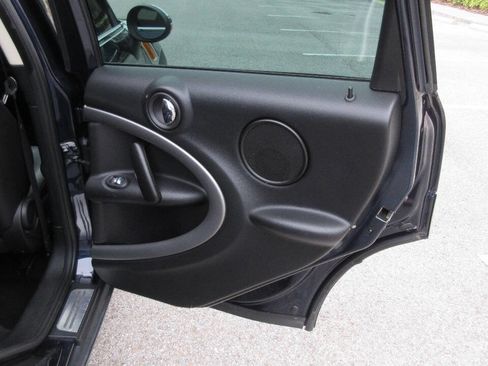 Used 2014 MINI Cooper Countryman w/ Cold Weather Package image 24