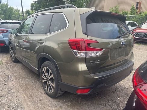 Used 2023 Subaru Forester Limited AWD/4WD image 7