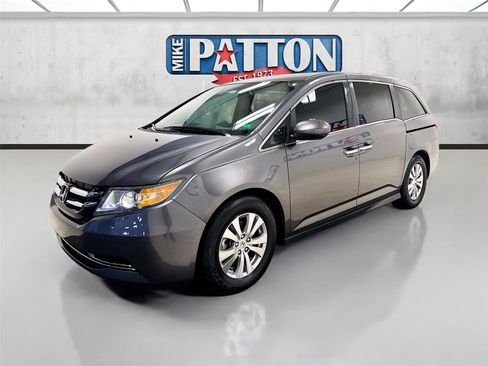 Used 2016 Honda Odyssey SE image 3