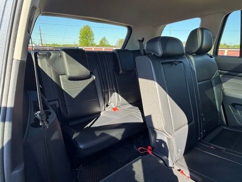 Used 2021 Volkswagen Atlas SE AWD/4WD image 13