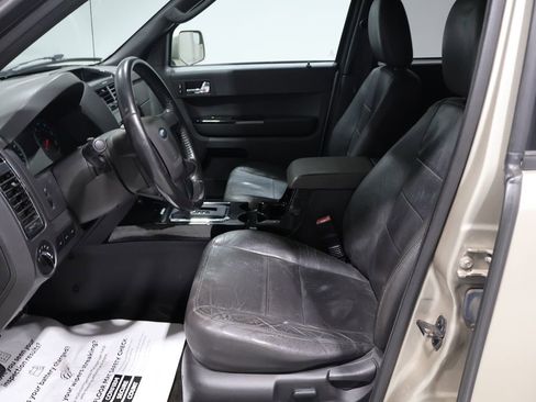 Used 2002 Ford Escape XLT image 9