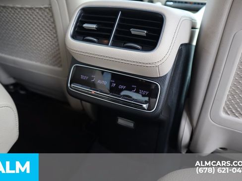 Used 2025 Mercedes-Benz GLS 450 4MATIC image 29