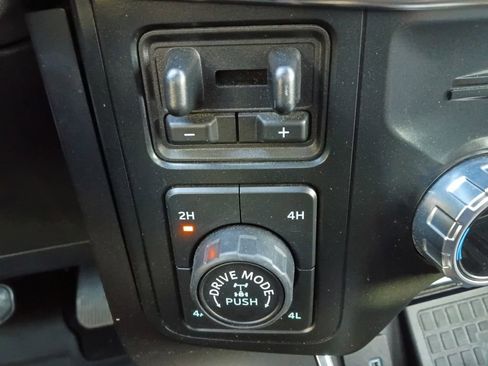 Used 2022 Ford F150 Raptor w/ Equipment Group 801A High AWD/4WD image 26