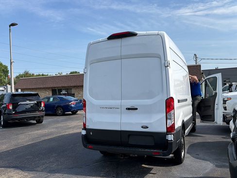 Used 2023 Ford Transit 250 148 High Roof RWD image 8