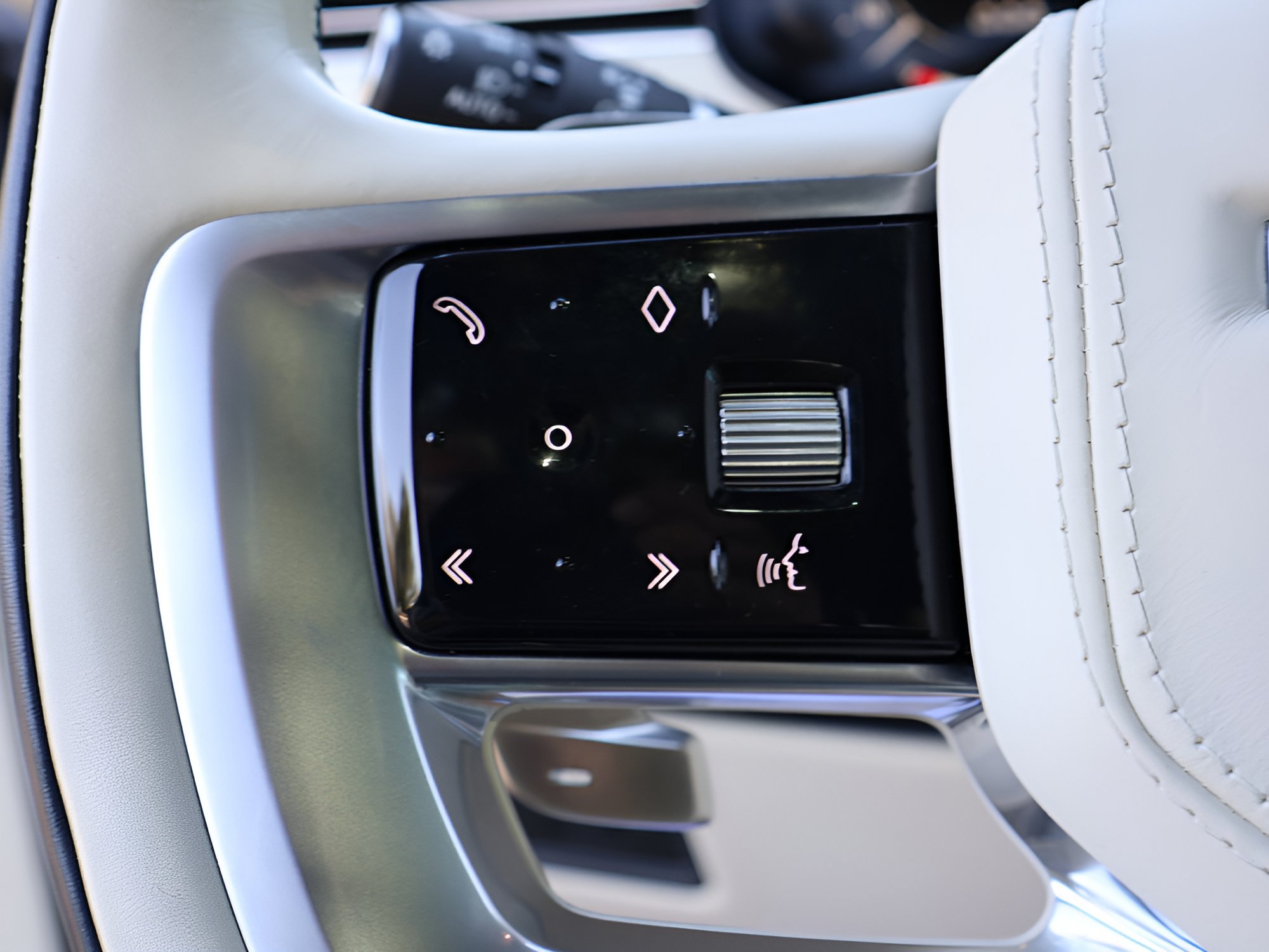 Used 2023 Land Rover Range Rover SE AWD/4WD image 37