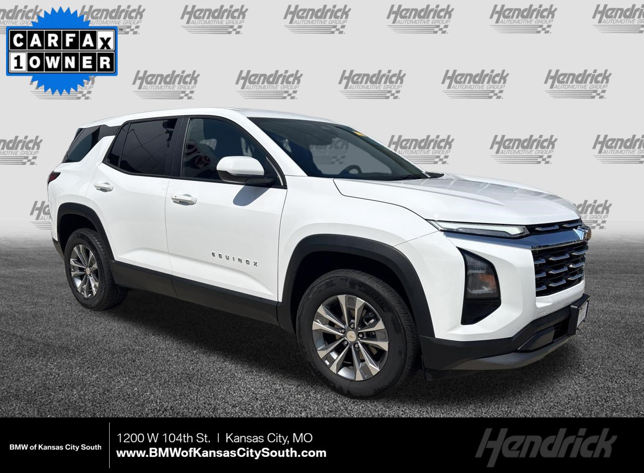 Used 2025 Chevrolet Equinox LT AWD/4WD image 1