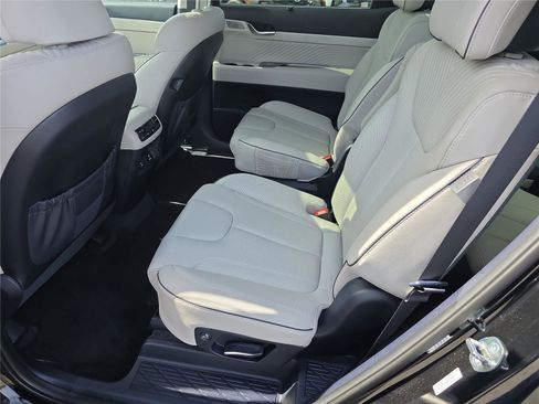 Used 2024 Hyundai Palisade Calligraphy AWD/4WD image 16
