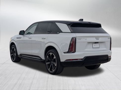 Certified 2025 Cadillac Escalade IQ Sport 1 w/ Smart Trailering package image 4