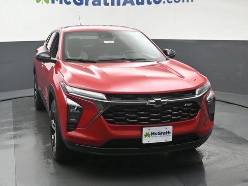 New 2026 Chevrolet Trax RS w/ Driver Confidence Package FWD image 5