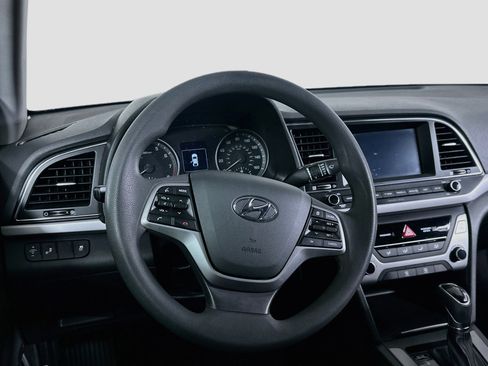 Used 2018 Hyundai Elantra SEL w/ Cargo Package FWD image 18