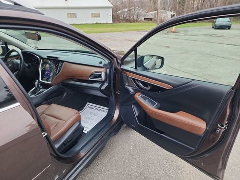 Used 2020 Subaru Outback Touring XT image 33