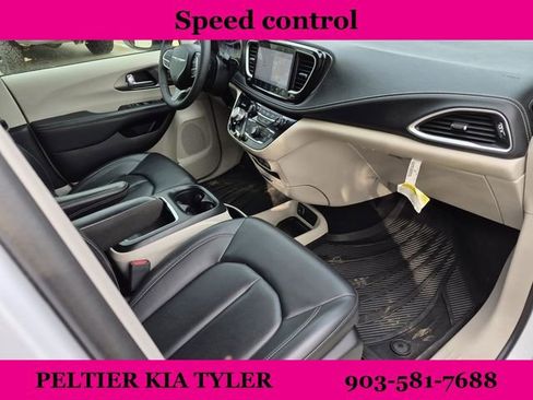 Used 2023 Chrysler Pacifica Touring-L w/ Road Tripper Package AWD/4WD image 14