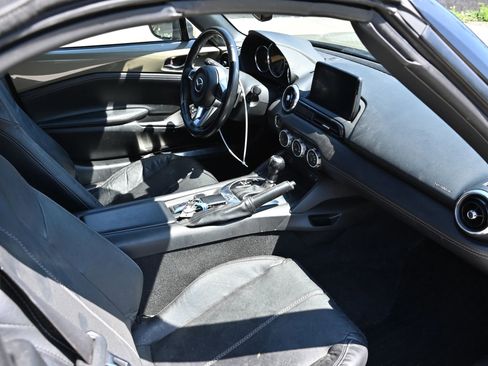 Used 2023 MAZDA MX-5 Miata Grand Touring image 18