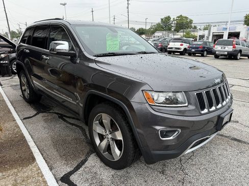 Used 2014 Jeep Grand Cherokee Limited w/ Trailer Tow Group IV AWD/4WD image 4