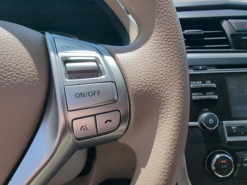 Used 2016 Nissan Altima 2.5 S w/ Power Driver Seat Package FWD image 18