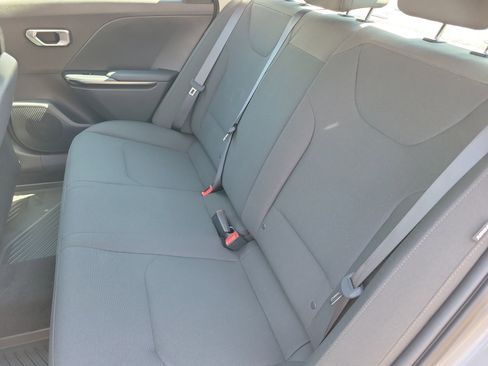New 2026 Kia K4 LXS image 7