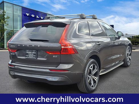 Certified 2022 Volvo XC60 B5 Momentum w/ Advanced Package image 7