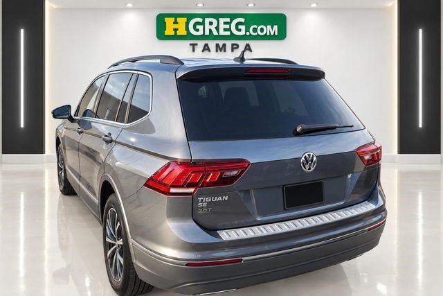 Used 2020 Volkswagen Tiguan SE FWD image 2