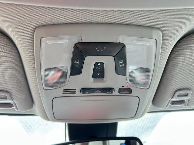 Used 2020 Toyota Sienna XLE FWD image 54