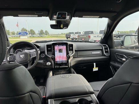 New 2026 RAM 1500 Laramie w/ Sport Appearance Package image 32