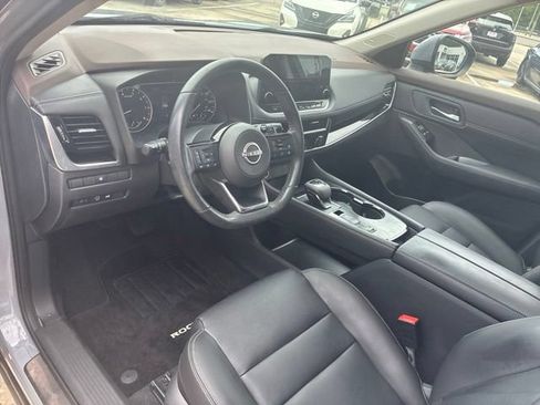 Used 2023 Nissan Rogue SL w/ SL Premium Package FWD image 19