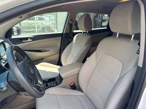 Used 2019 Hyundai Tucson SE AWD/4WD image 10