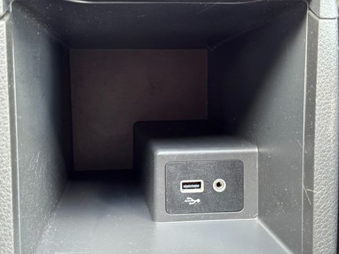 Used 2019 Nissan Sentra SV w/ All Weather Package FWD image 28