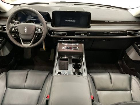 New 2026 Lincoln Aviator Reserve image 17