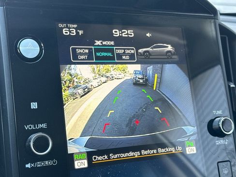 Certified 2025 Subaru Crosstrek 2.5i Limited w/ Crosstrek Mirror Package image 22