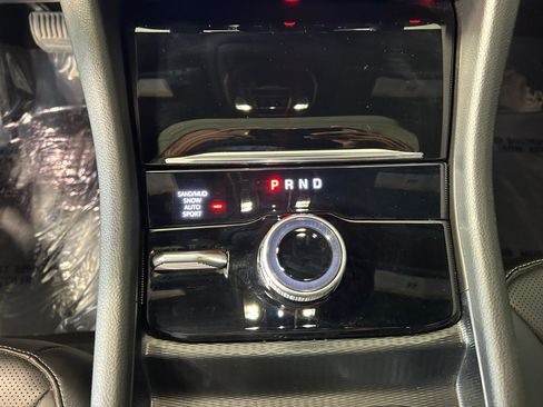 Used 2025 Jeep Grand Cherokee L Limited w/ Luxury Tech Group II AWD/4WD image 17