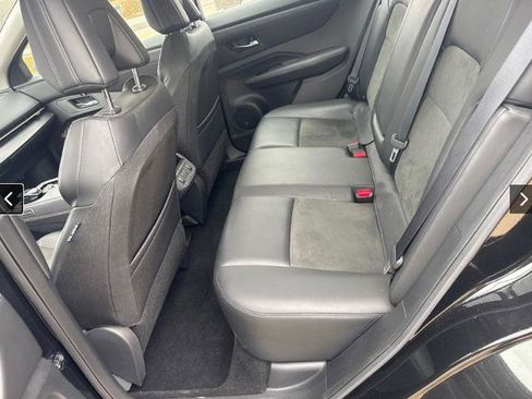 Used 2023 Nissan Ariya FWD image 6
