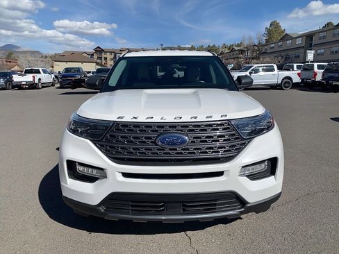 Certified 2021 Ford Explorer XLT w/ Equipment Group 202A image 2