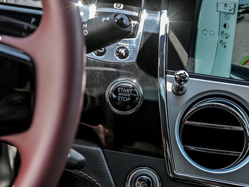 Used 2015 Rolls-Royce Ghost RWD image 31