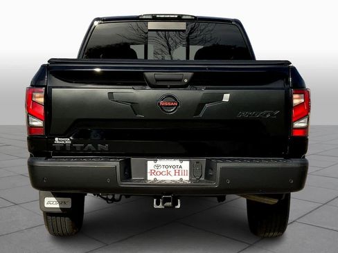 Used 2021 Nissan Titan PRO-4X w/ Off Road Protection Package image 4