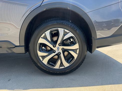 Used 2022 Subaru Outback Limited AWD/4WD image 26