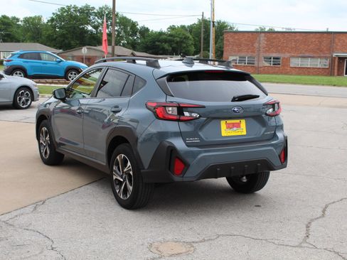 Used 2024 Subaru Crosstrek 2.0i Premium AWD/4WD image 7