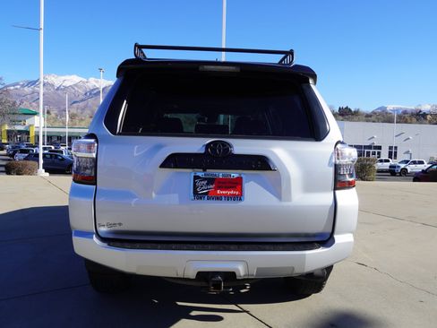 Certified 2021 Toyota 4Runner Venture image 7