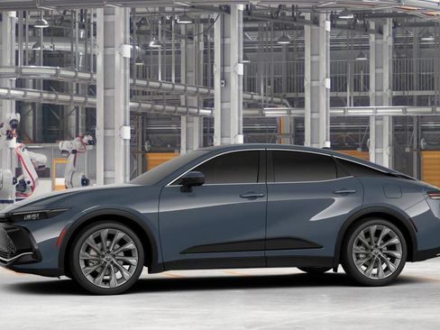 New 2026 Toyota Crown Limited w/ Advanced Technology Package image 3