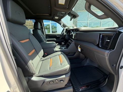 New 2026 GMC Sierra 1500 AT4 w/ AT4 Premium Package AWD/4WD image 33