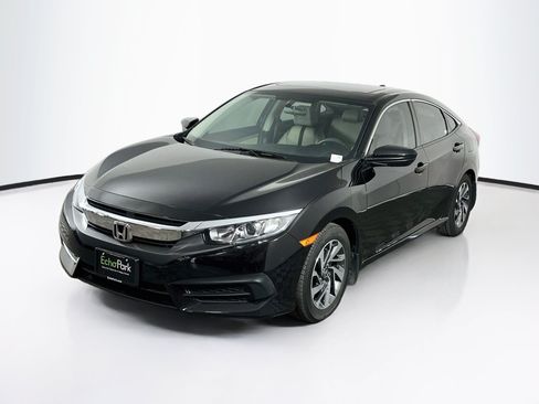 Used 2018 Honda Civic EX image 3