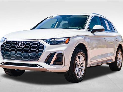 Certified 2023 Audi Q5 2.0T Premium AWD/4WD image 3