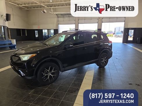 Used 2018 Toyota RAV4 SE w/ Power Extra Value Package FWD image 1