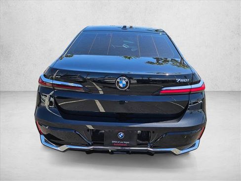 Certified 2023 BMW 740i RWD image 7