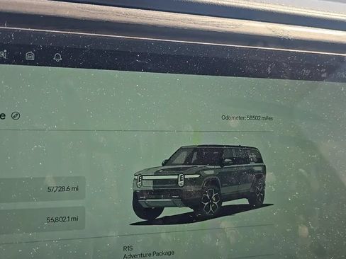 Used 2023 Rivian R1S Adventure AWD/4WD image 4