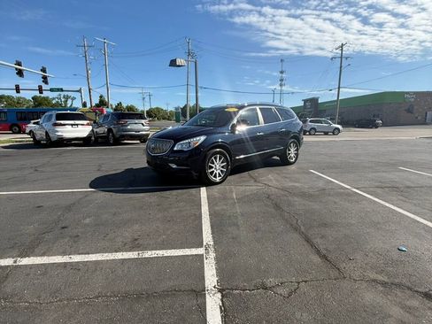 Used 2017 Buick Enclave Convenience FWD image 6