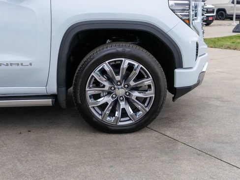 Used 2026 GMC Sierra 1500 Denali AWD/4WD image 37