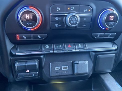 Used 2021 Chevrolet Silverado 1500 LT Trail Boss w/ Bed Protection Package image 30