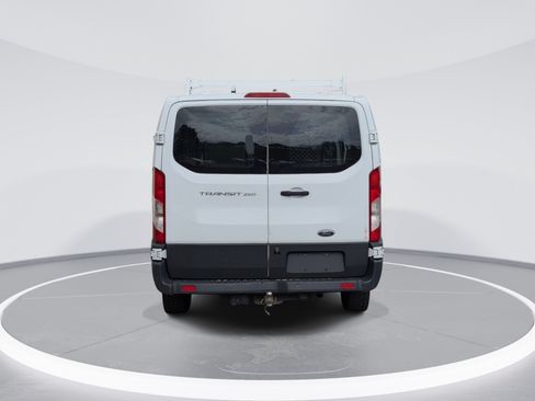Used 2016 Ford Transit 250 130 Low Roof w/ Exterior Upgrade Package RWD image 6